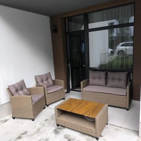 Apartahotel брюховичі лісопаркова зона 20 хв на авто до площі ринок 3*