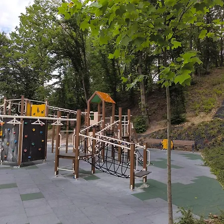 брюховичі лісопаркова зона 20 хв на авто до площі ринок