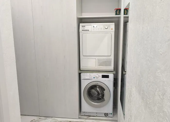 брюховичі лісопаркова зона 20 хв на авто до площі ринок Apartahotel Leópolis