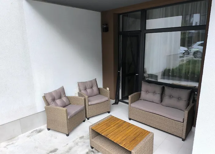 брюховичі лісопаркова зона 20 хв на авто до площі ринок 3*