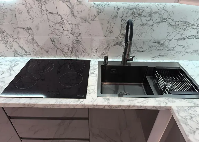 מלון דירות брюховичі лісопаркова зона 20 хв на авто до площі ринок