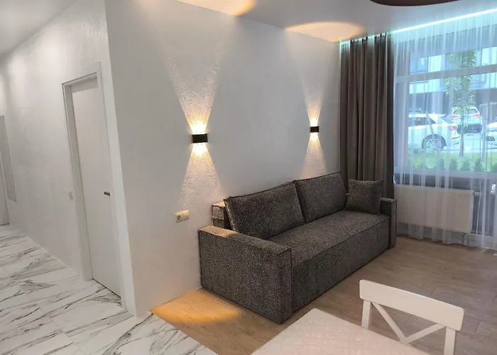 брюховичі лісопаркова зона 20 хв на авто до площі ринок 3*