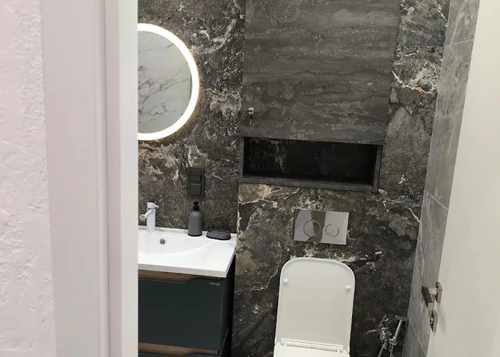 брюховичі лісопаркова зона 20 хв на авто до площі ринок 3* לבוב