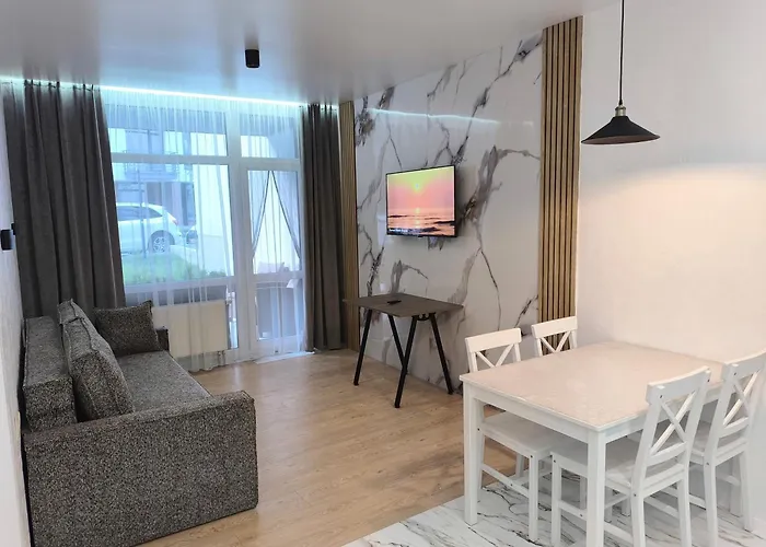 брюховичі лісопаркова зона 20 хв на авто до площі ринок 3*